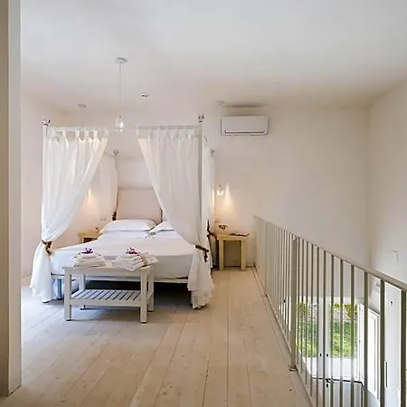 מלון Masseria Rauccio מלנדוניו